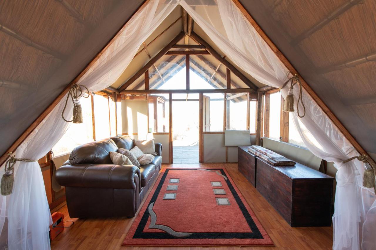 Buffelshoek Tented Camp 3* Manyeleti Game Reserve